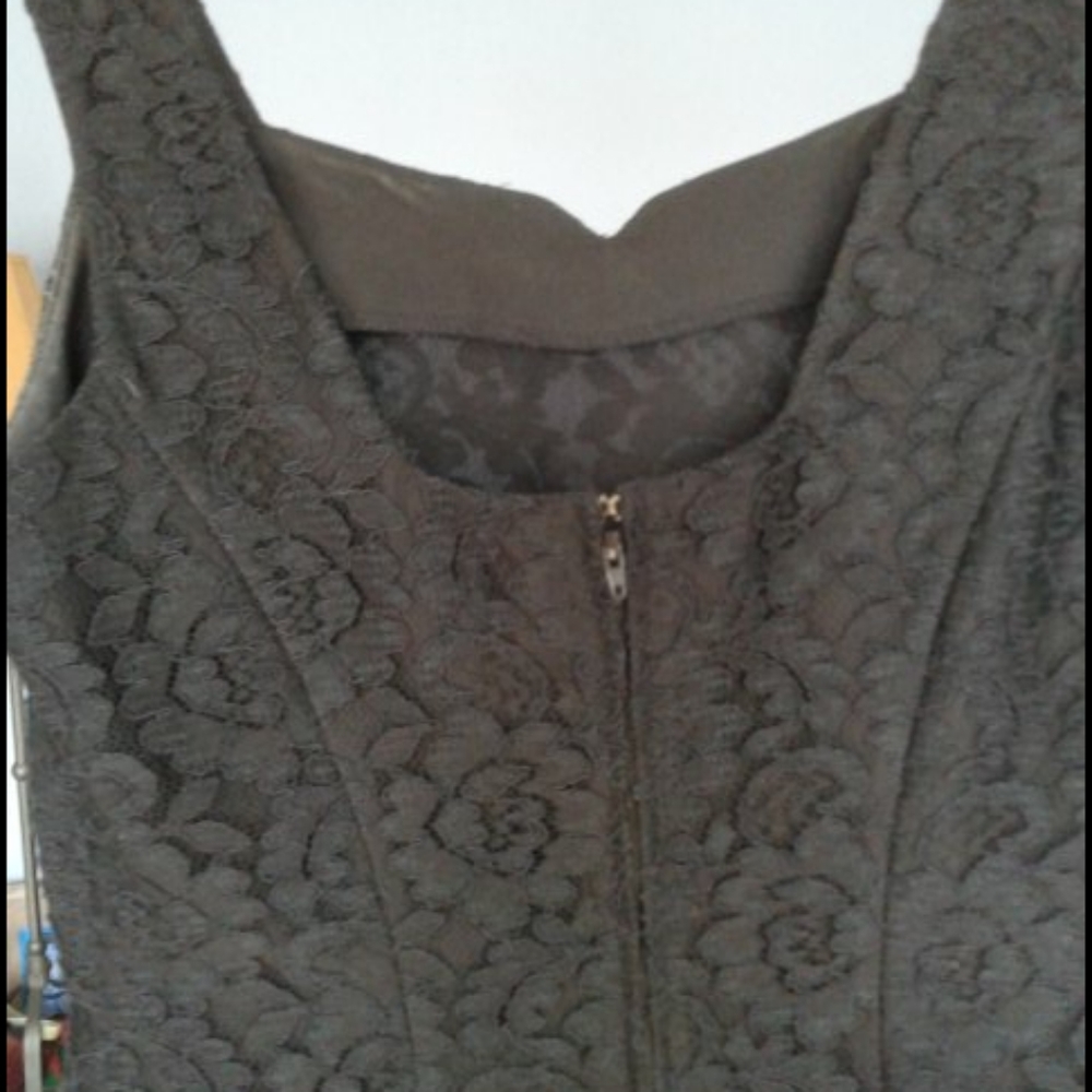 LBD - Picture 3 of 5